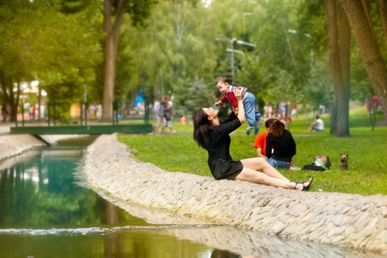 Джерело мінеральної води фото